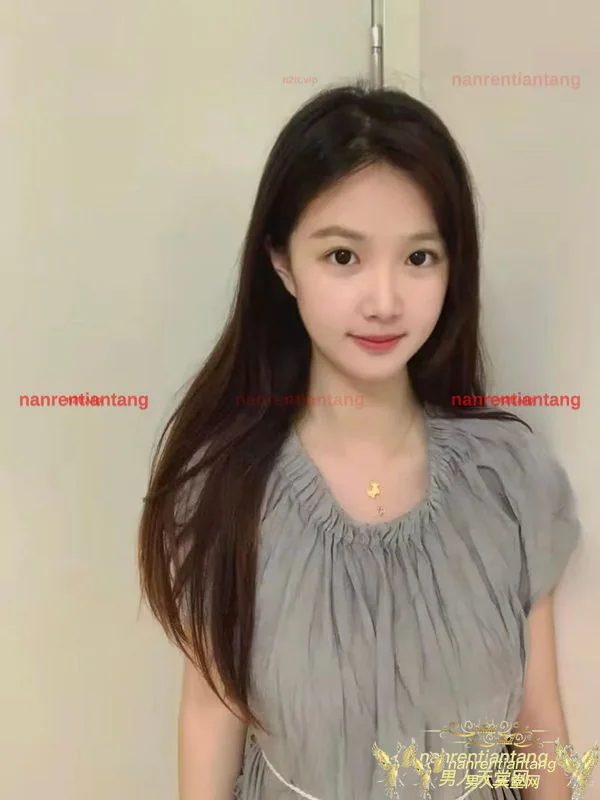 Singapore Escort XiaoCaoMei-小草莓 Profile Image
